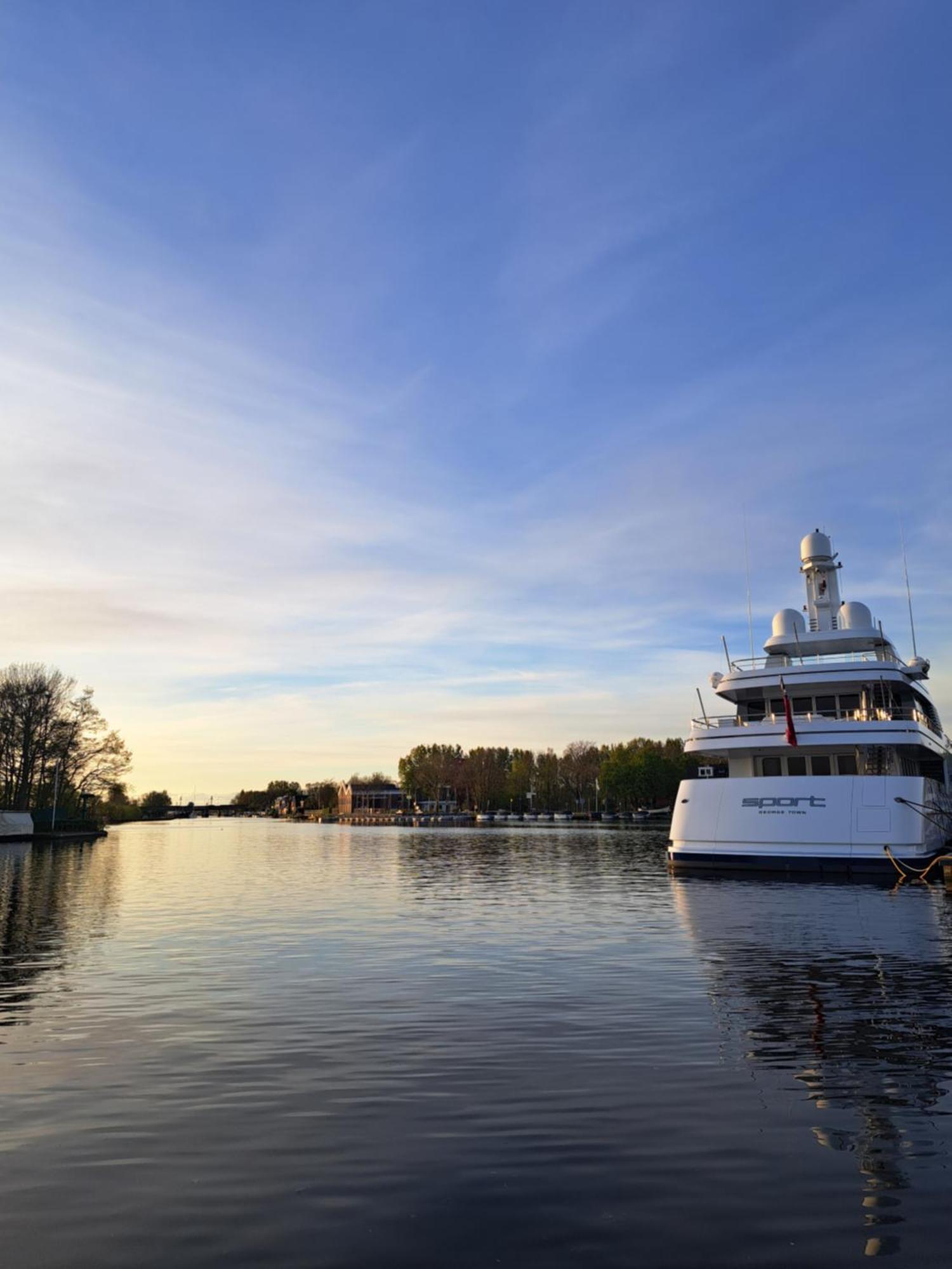 B&Bslapenopeeneiland Kaag Bagian luar foto