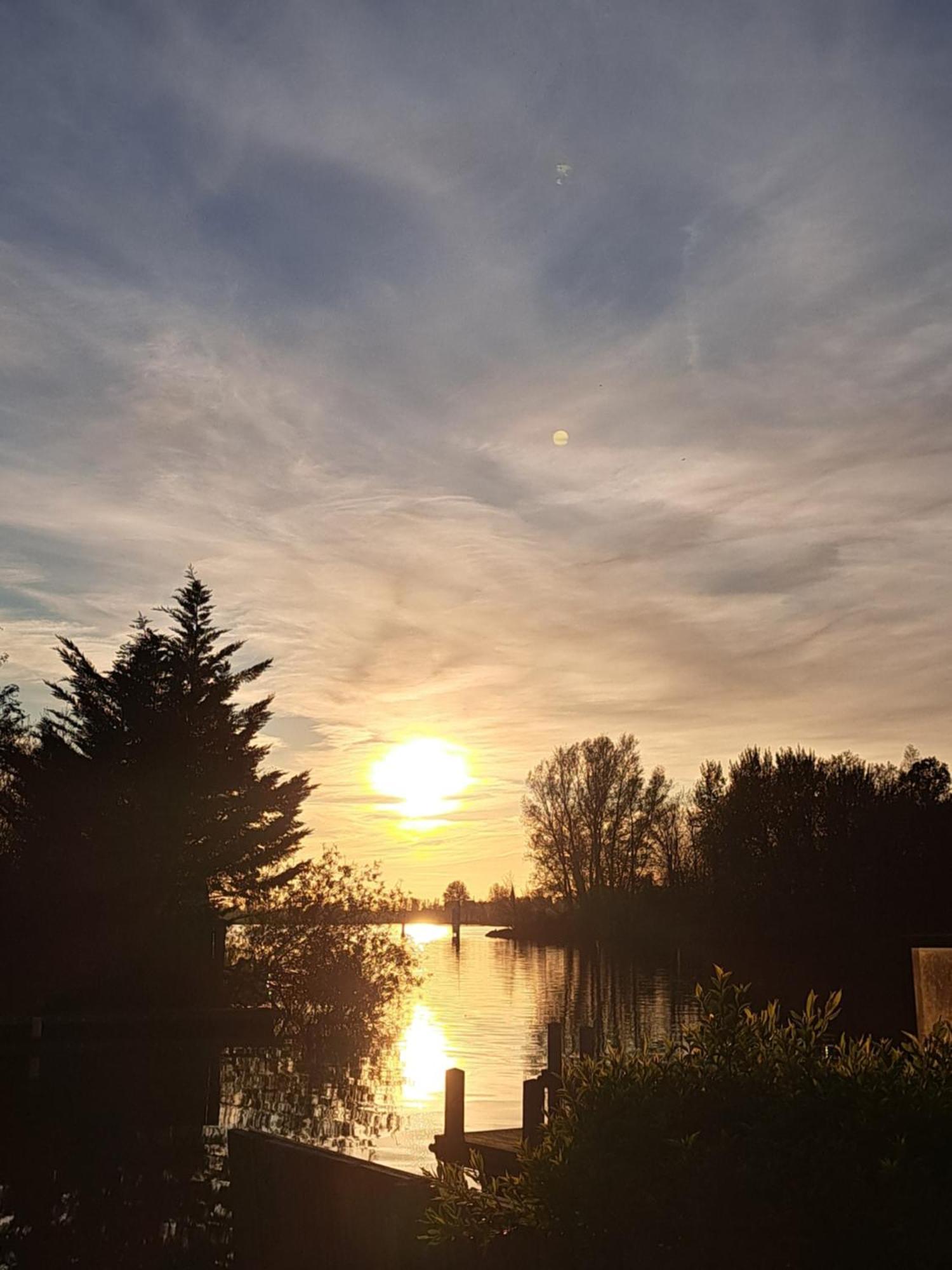 B&Bslapenopeeneiland Kaag Bagian luar foto